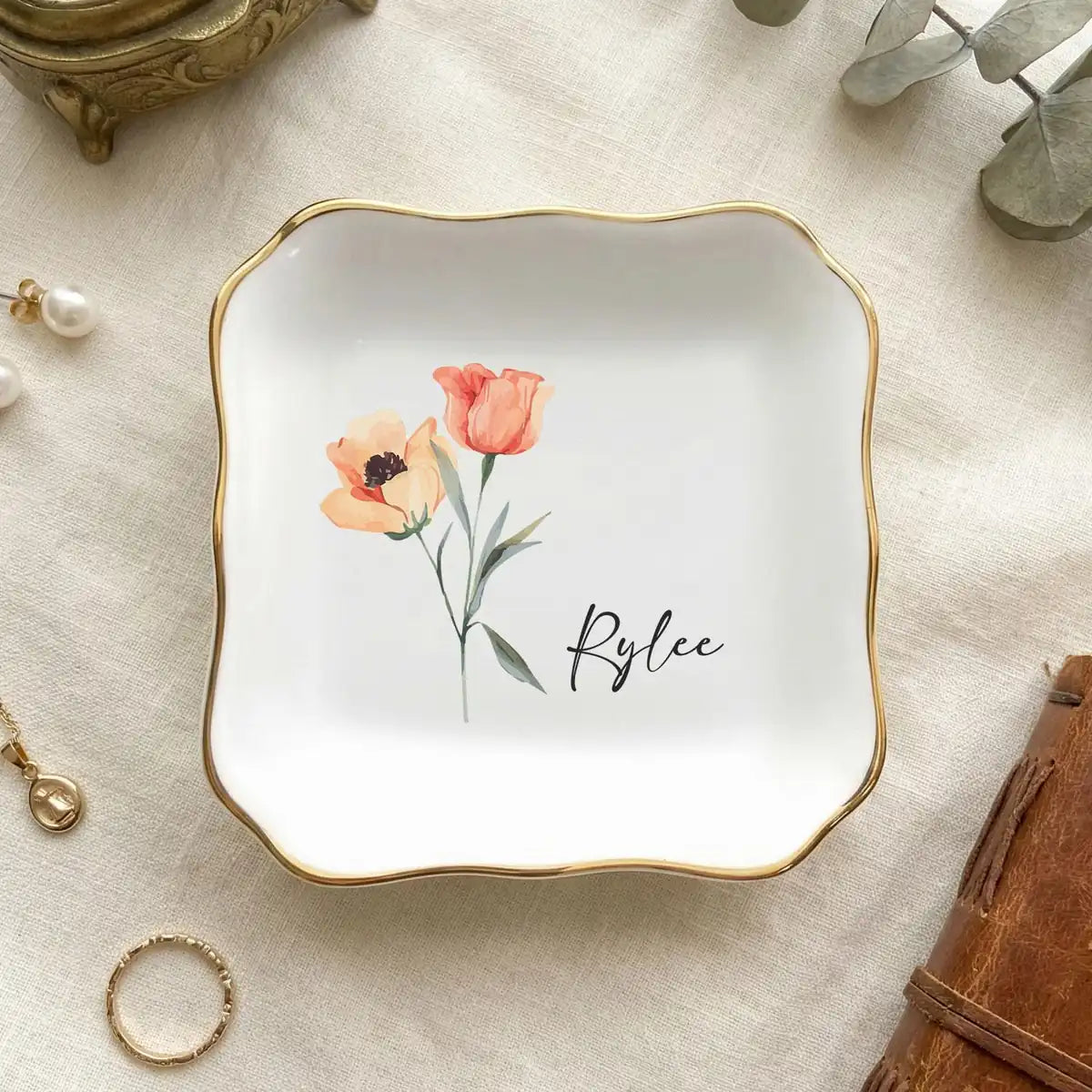 Birth flower ring dish for mom with custom name