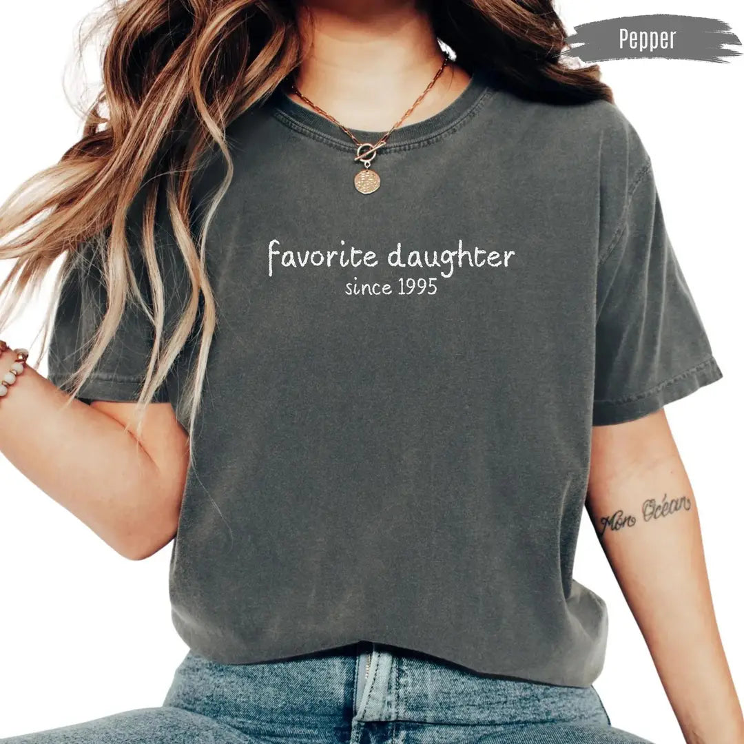 Custom Favorite Daughter graphic Comfort Colors T-shirt in Pepper, additional product photograph.