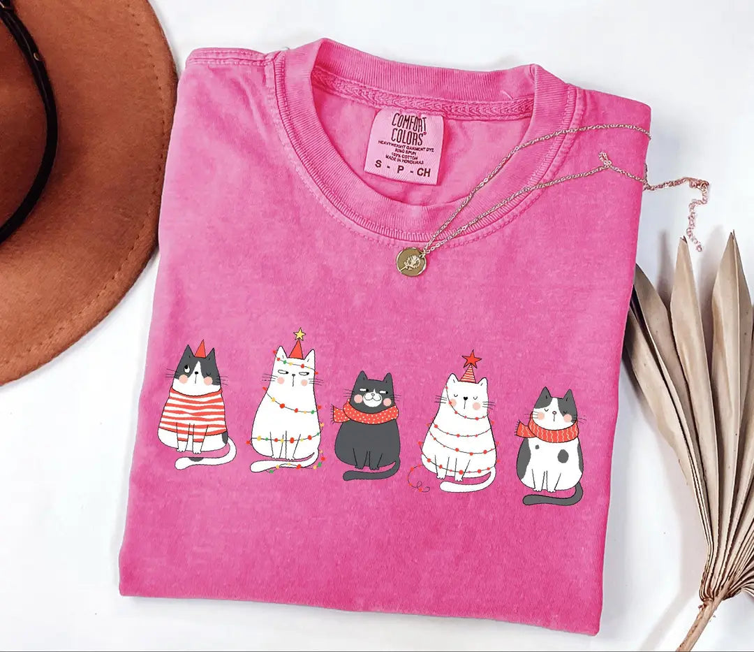 Five Festive Christmas Cats graphic Comfort Colors T-shirt, additional product photograph.