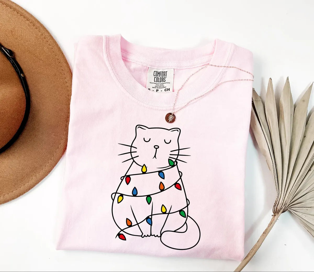 Christmas Lights Cat graphic Comfort Colors T-shirt, additional product photograph.