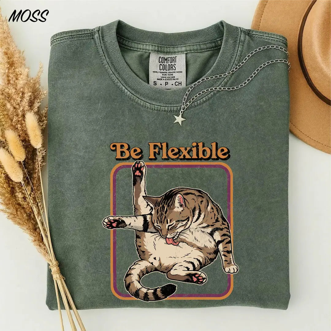Funny Cat Yoga graphic Comfort Colors T-shirt, additional product photograph.