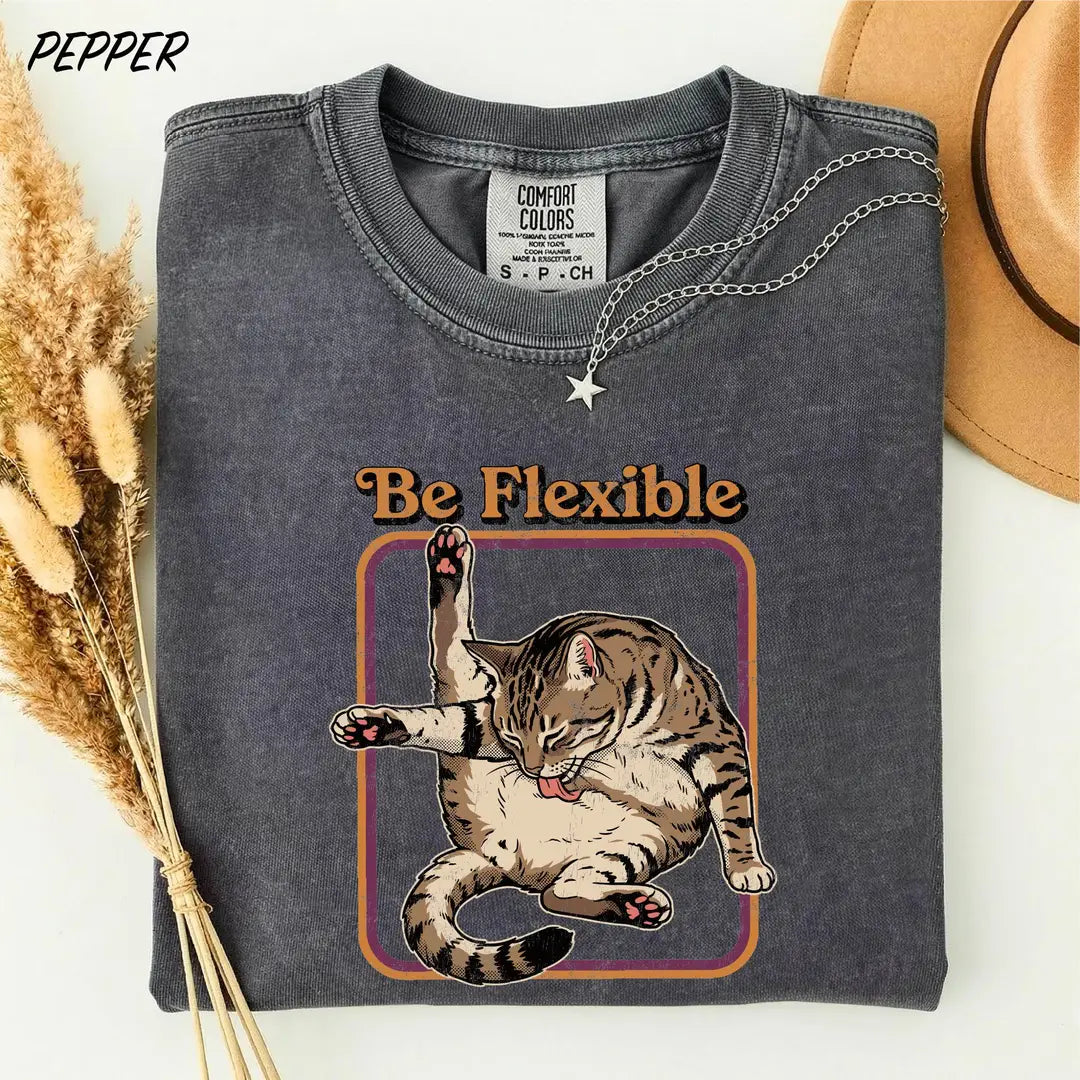 Funny Cat Yoga graphic Comfort Colors T-shirt, additional product photograph.
