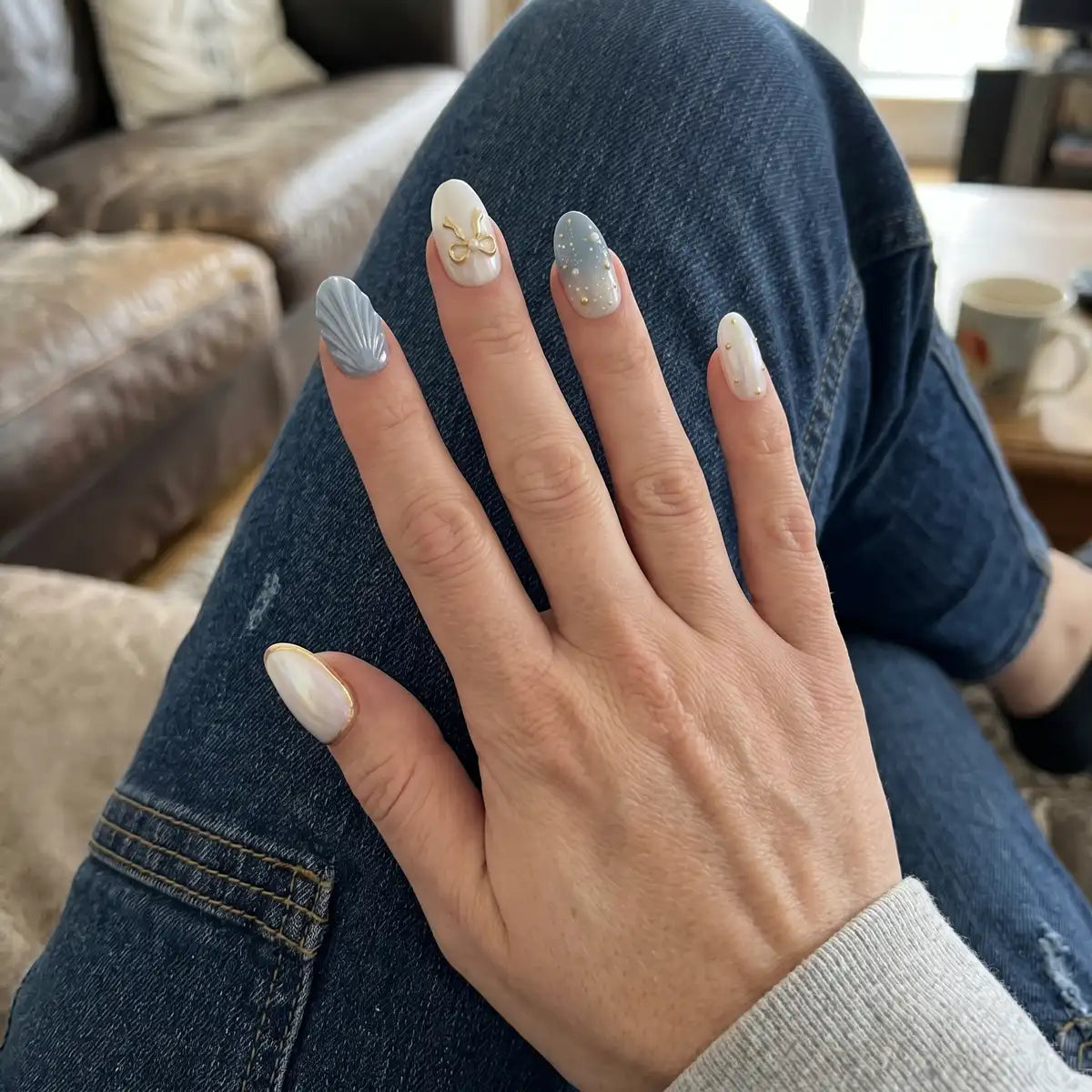ivory blue gold 3d chrome oval press on nails seashell ribbon pearl lifestyle 02