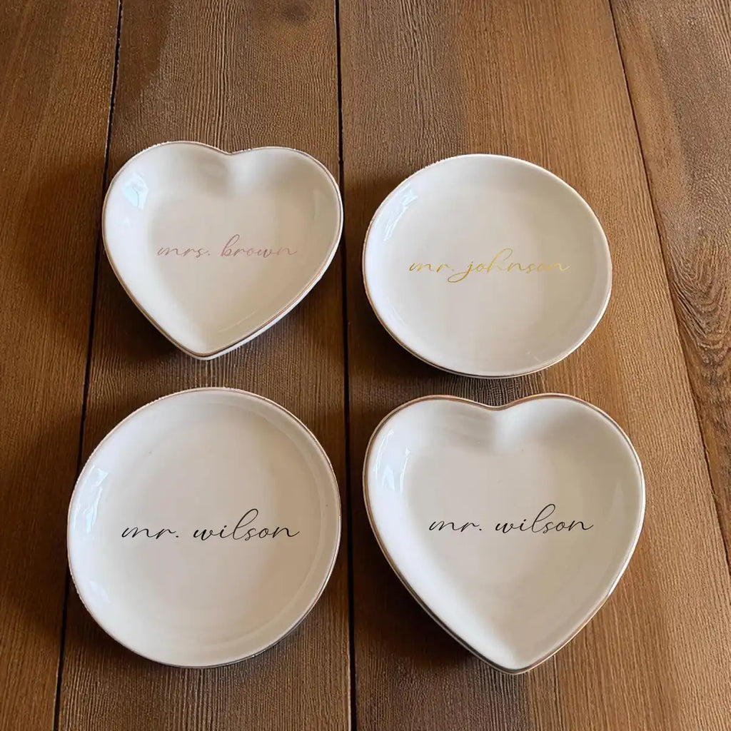 Mr and Mrs Ring Dish, Custom Ring Holder, Gift for Bride, Wedding Gift for Her, Engagement Gift, Bridal Shower Gift Her Jewel