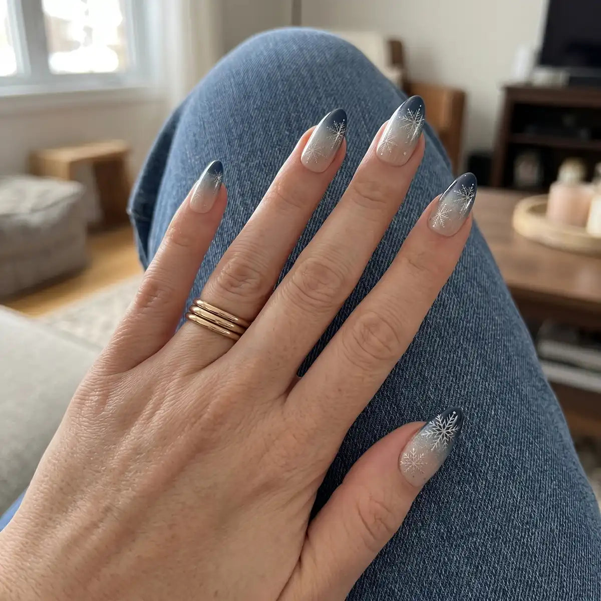 navy blue white ombre almond press on nails silver snowflake mockup 01