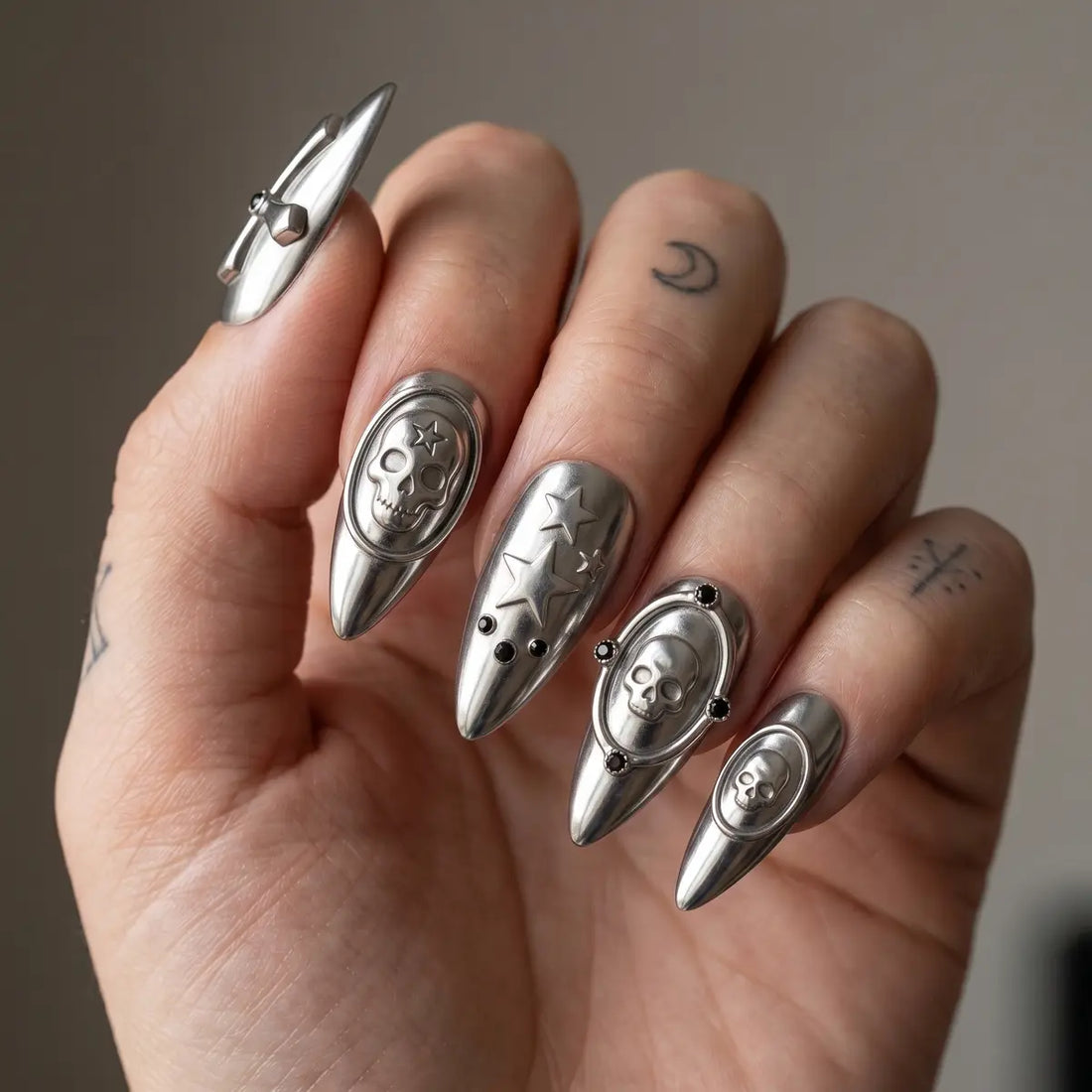 silver chrome 3d stiletto long press on nails skull cross star lifestyle 02
