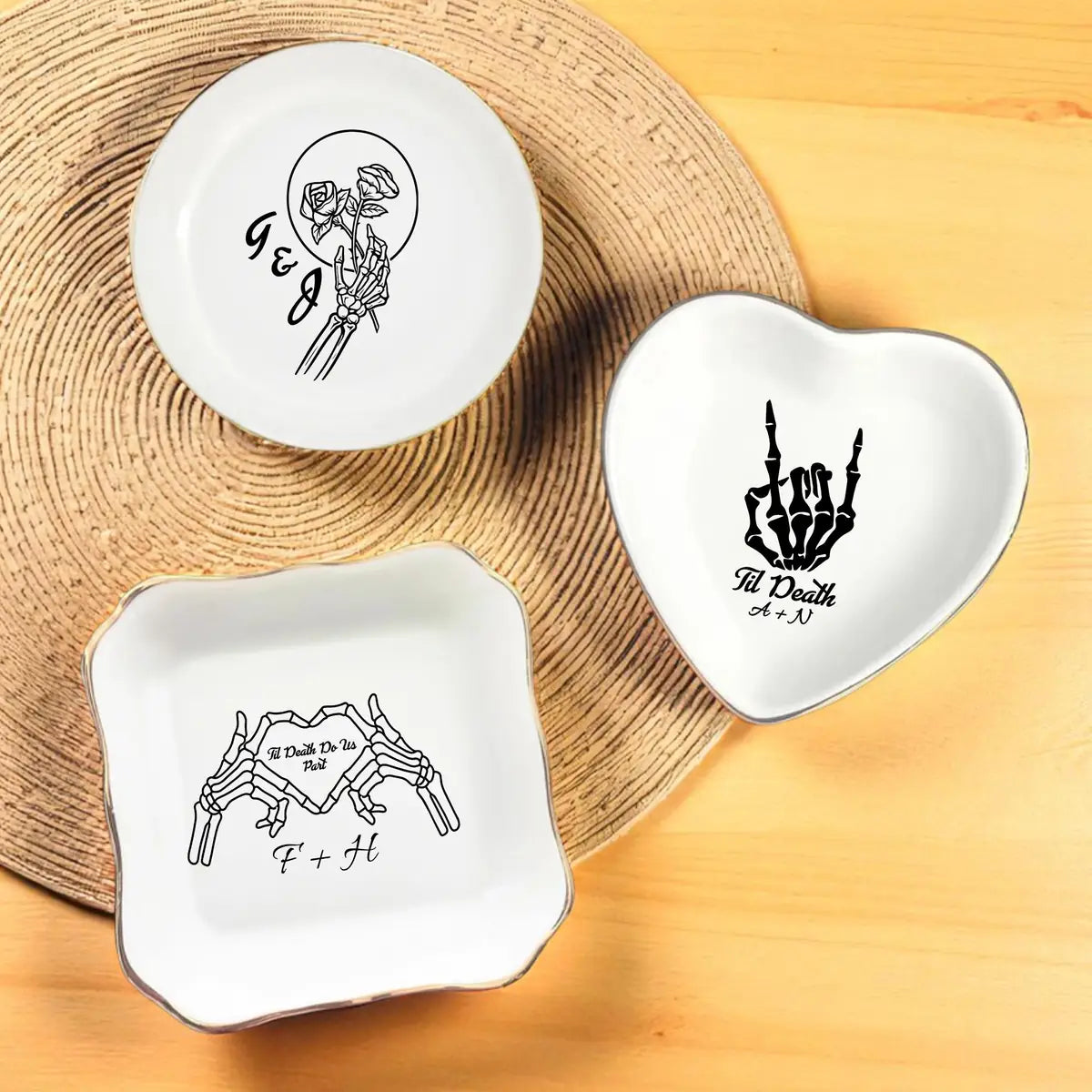 Skeleton Hands Ring Dish, Gothic Jewelry Tray, Spooky Halloween Trinket Dish, Dark Aesthetic Ring Holder, Gothic Decor Gift A