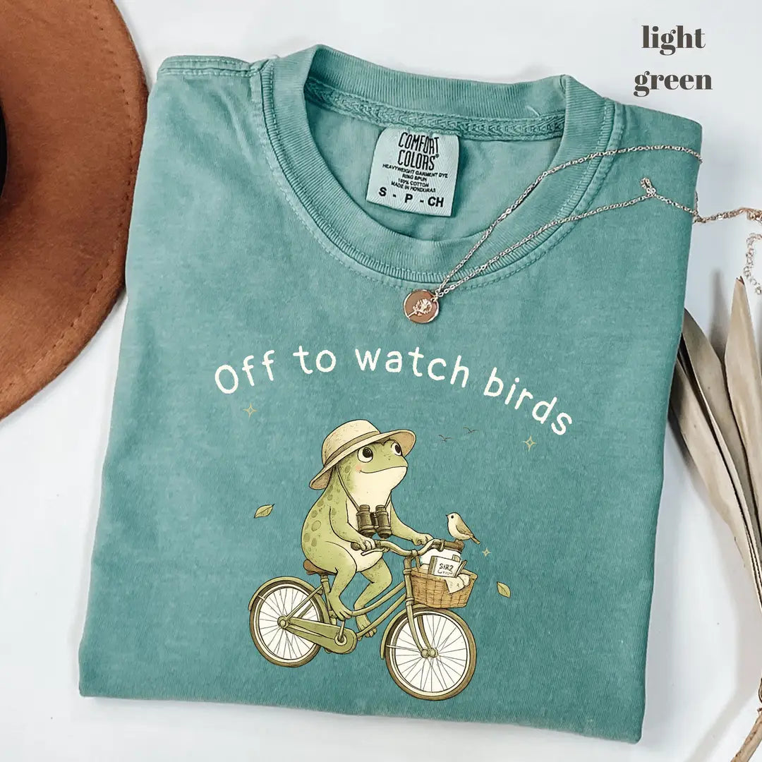 Comfort Colors 1717 T-shirt with Birdwatching design worn by a model