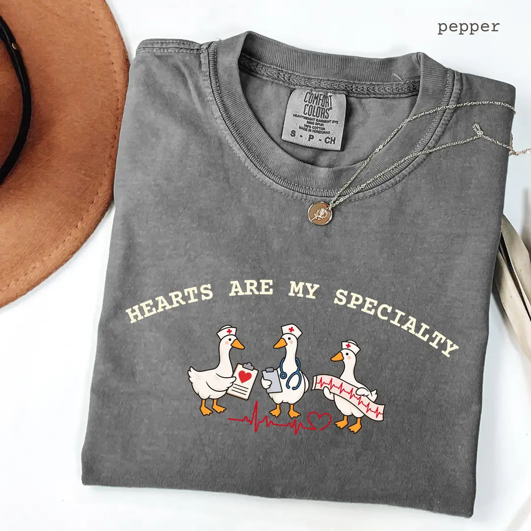 Pepper Comfort Colors 1717 T-shirt with Cardiac Nurse design