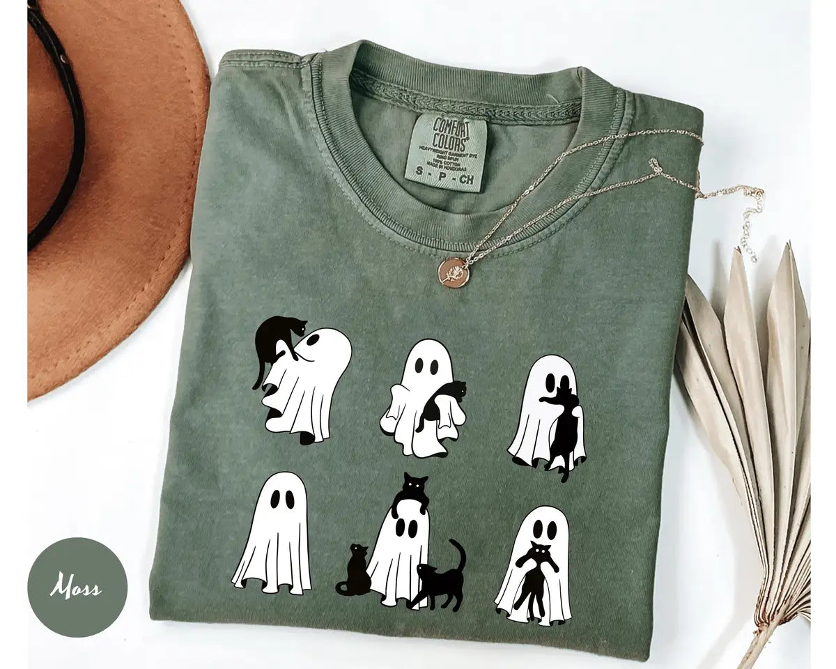 Moss Comfort Colors 1717 T-shirt with Black Cat Ghost design
