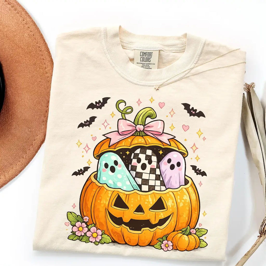 Preppy Pumpkin Ghost Comfort Colors T-Shirt alternate product view in Ivory.