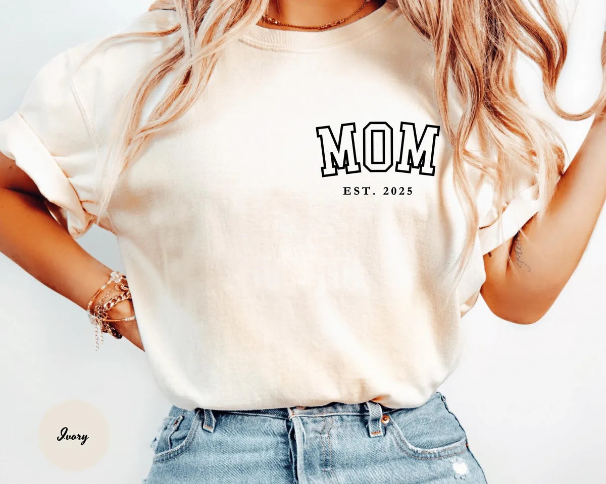 Ivory Comfort Colors 1717 T-shirt with Mom and Dad Est Year Pocket design view 2