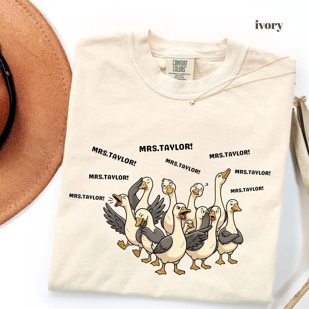 Ivory Comfort Colors 1717 T-shirt with Goose Teacher design