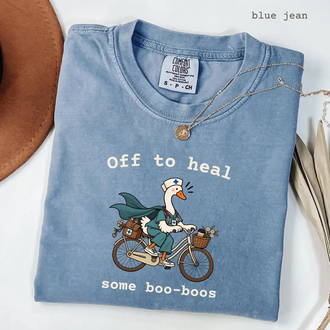 Blue Jean Comfort Colors 1717 T-shirt with Nurse design