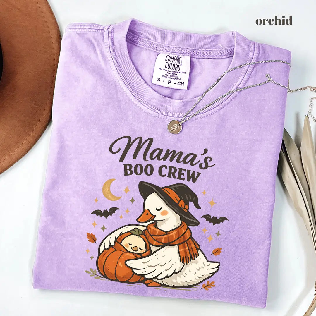 Comfort Colors 1717 T-shirt with Halloween Mom design worn by a model view 4