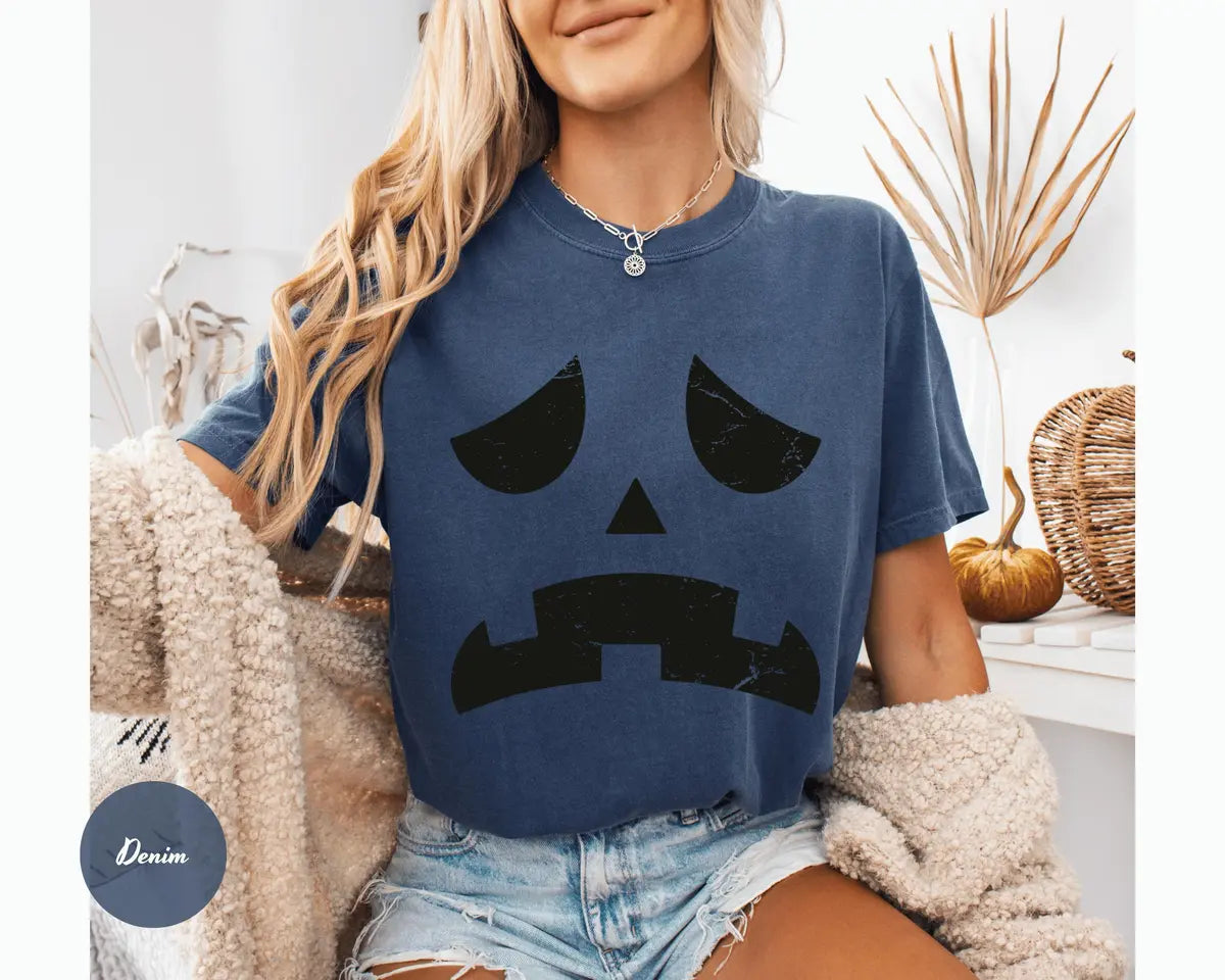 Comfort Colors 1717 T-shirt with Retro Pumpkin Face design alternate view view 6