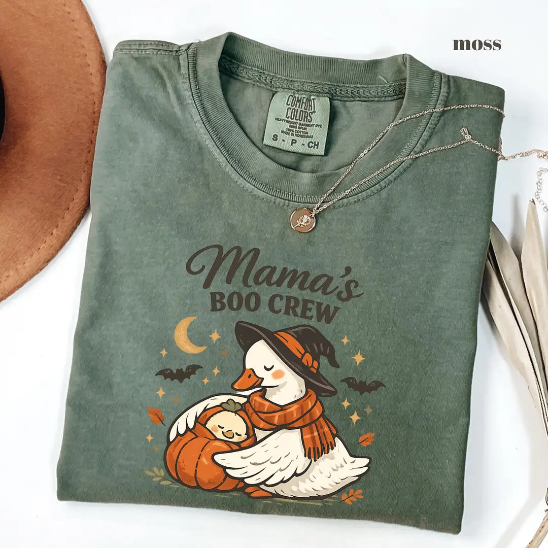 Moss Comfort Colors 1717 T-shirt with Halloween Mom design worn by a model