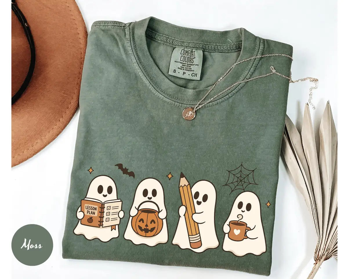 Moss Comfort Colors 1717 T-shirt with Halloween Teacher Ghost design