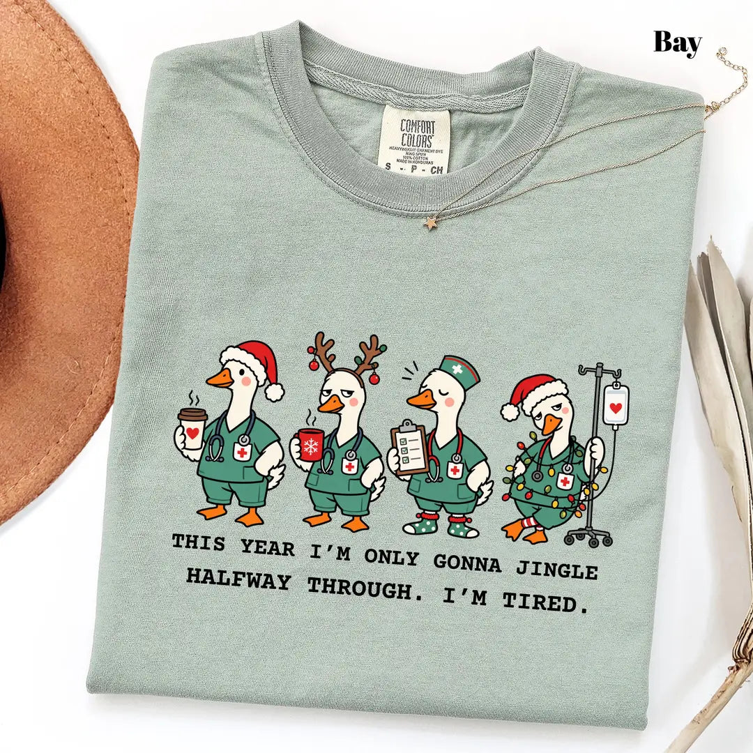 Bay Comfort Colors 1717 T-shirt with Christmas Nurse design