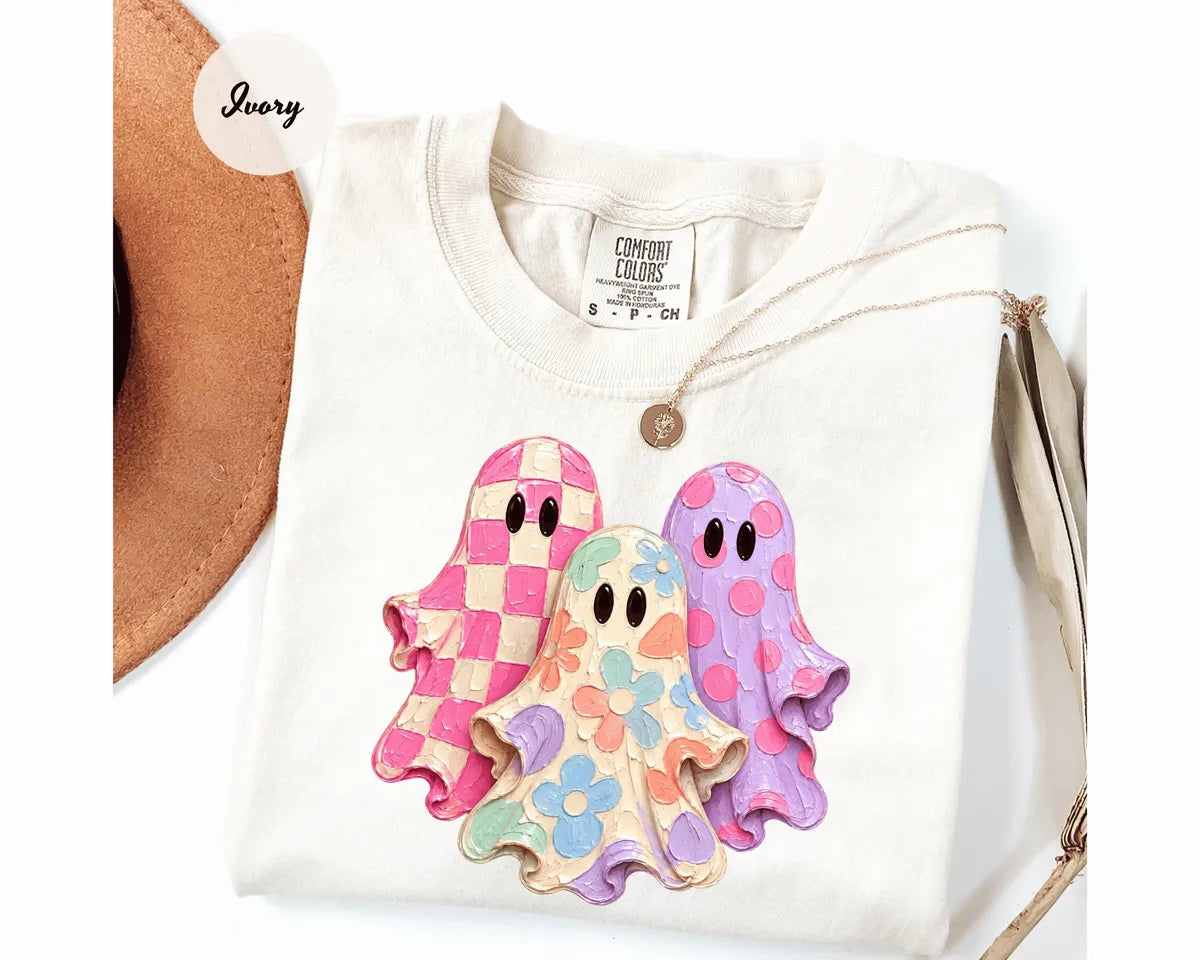 Ivory Comfort Colors 1717 T-shirt with Halloween Ghost design