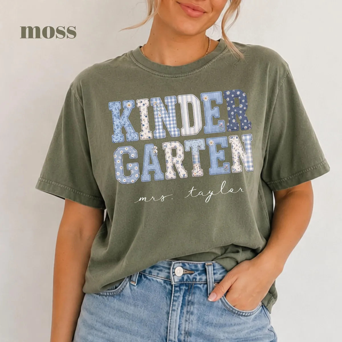Moss Comfort Colors 1717 T-shirt with Kindergarten Teacher design