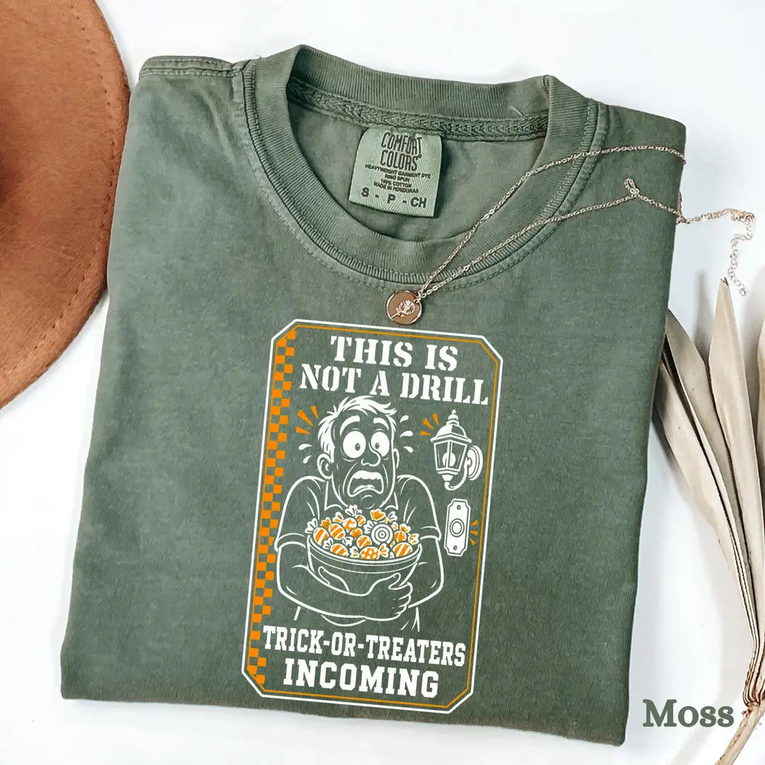 Funny Dad Halloween Comfort Colors T-Shirt alternate product view in Moss.