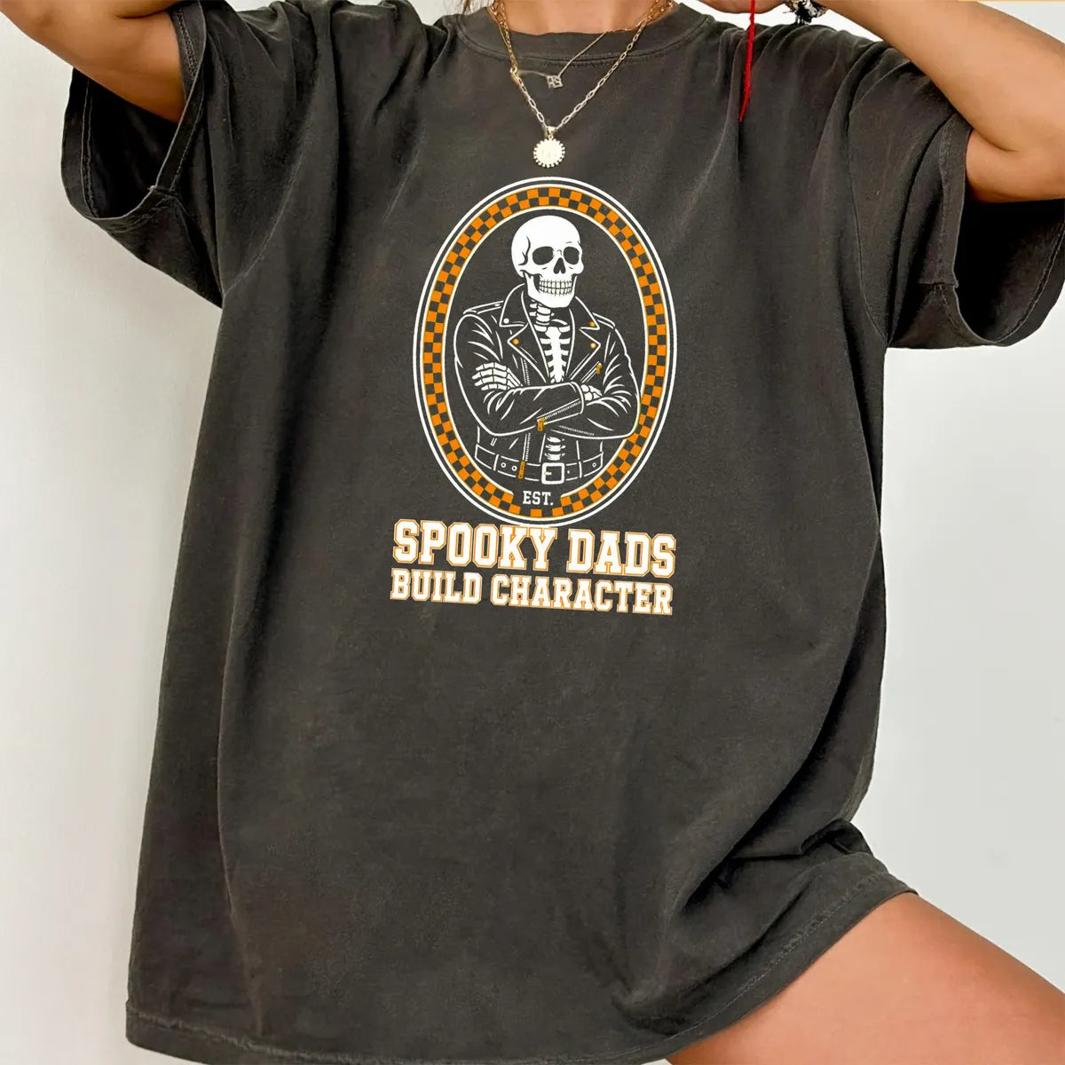 Funny Skeleton Dad Comfort Colors T-Shirt alternate product view in Pepper.