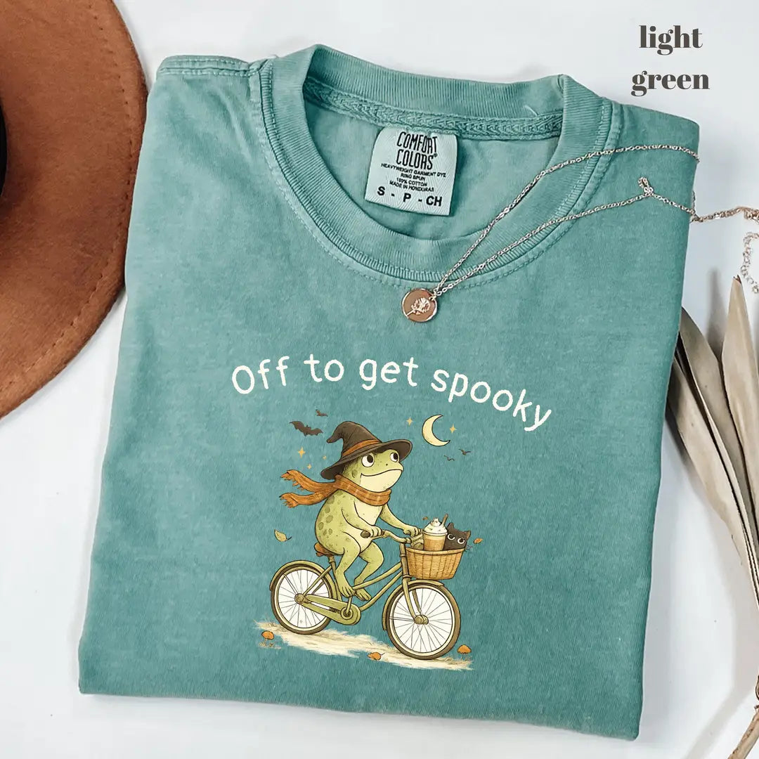 Comfort Colors 1717 T-shirt with Halloween Frog design alternate view view 2