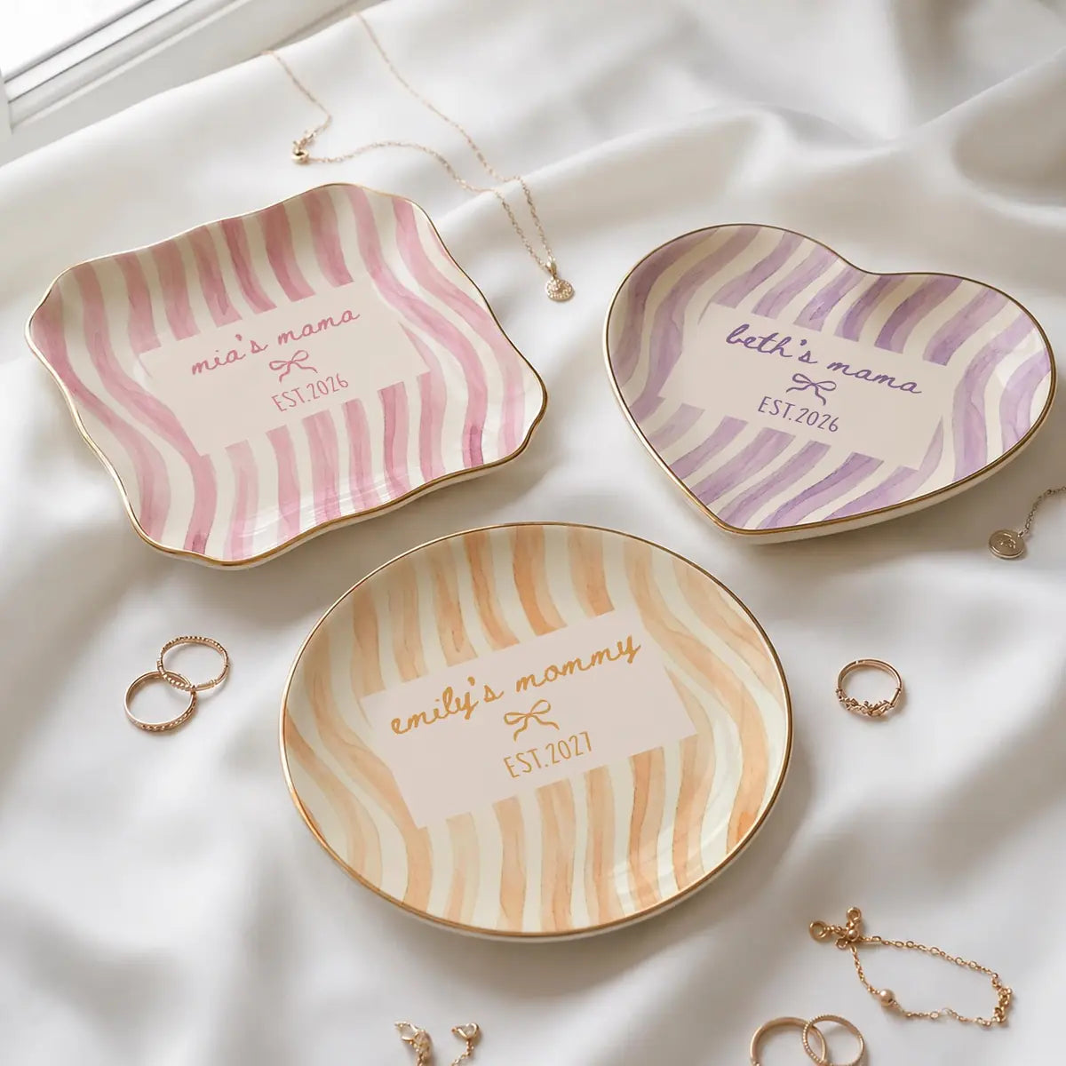 Wavy Stripe Custom Names Time Baby Announcement Ring Dish variant